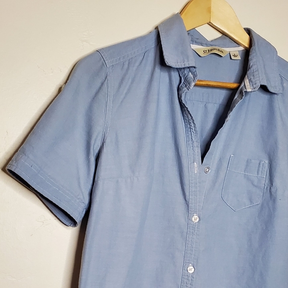 Light Blue Button Up Short Sleeve Shirt with Front Pocket - Picture 4 of 11